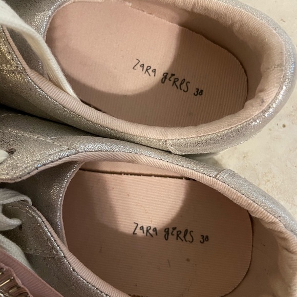 Zara women's sneakers, size 38/US 8 - Picture 4 of 4